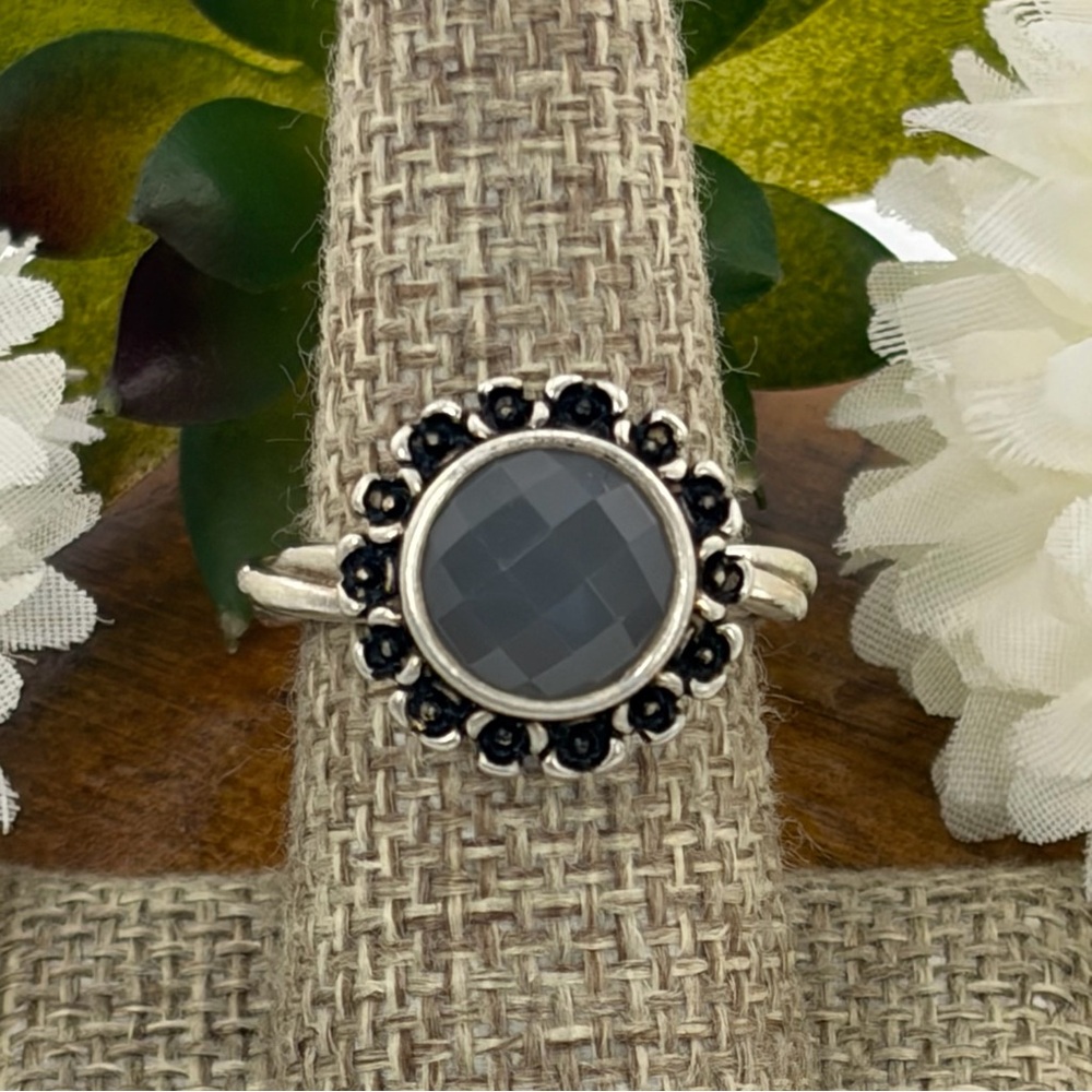 Pandora Wanda’s Garden II Floral Elegance Grey Moonstone 925 Ring Size 6.75 or 7 - Picture 5 of 11